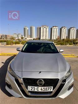 نيسان ألتيما